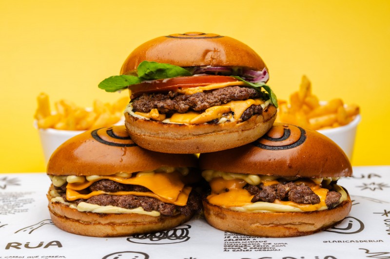 20BARRA9 e De Rua têm meta de doar 1000 burgers em campanha solidária criada para o Dia do Hambúrguer