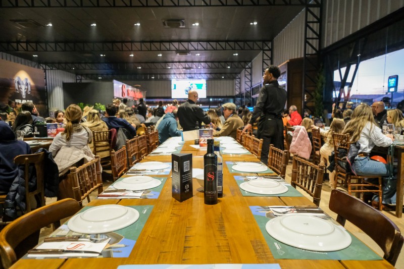 Santo Antônio celebra 91 anos com evento especial em Esteio, lançamento de livro histórico e inauguração de espaço de eventos