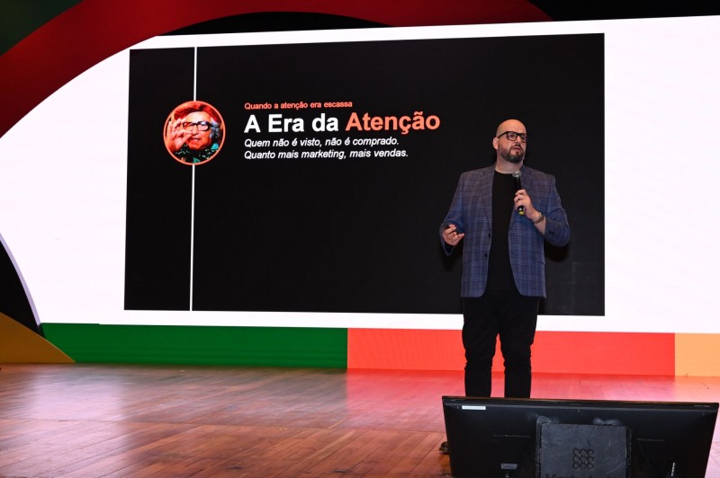 Expoagas 2026: Caio Camargo destaca inteligência artificial como nova força de transformação do varejo
